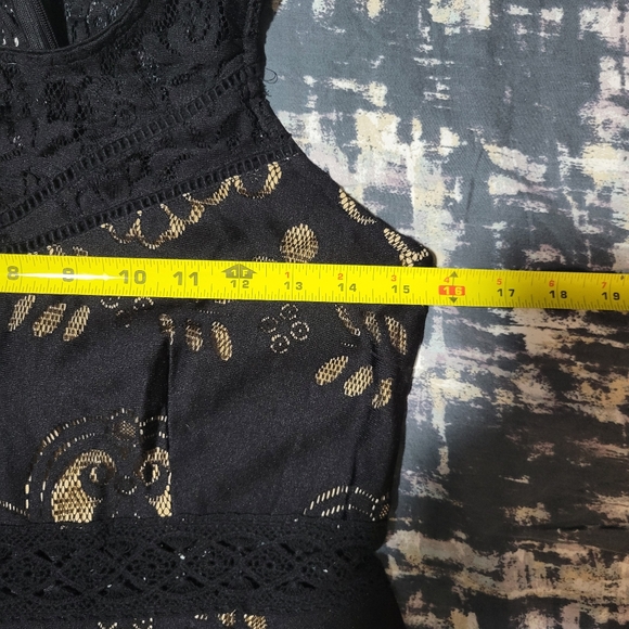 Rebellion dress - Picture 8 of 11